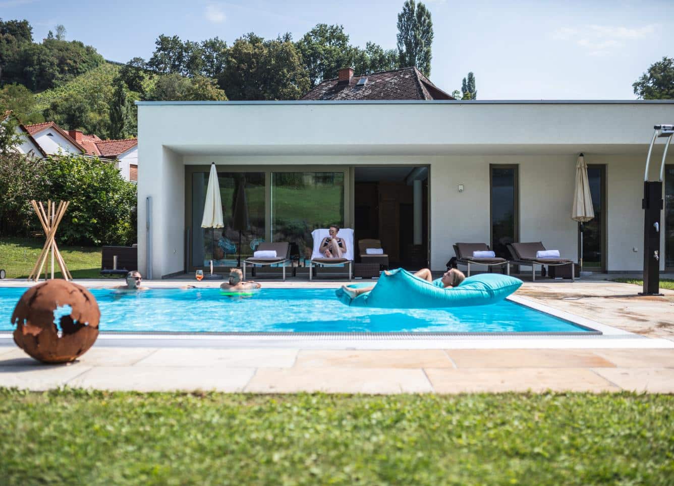 Privater Pool der Winzervilla